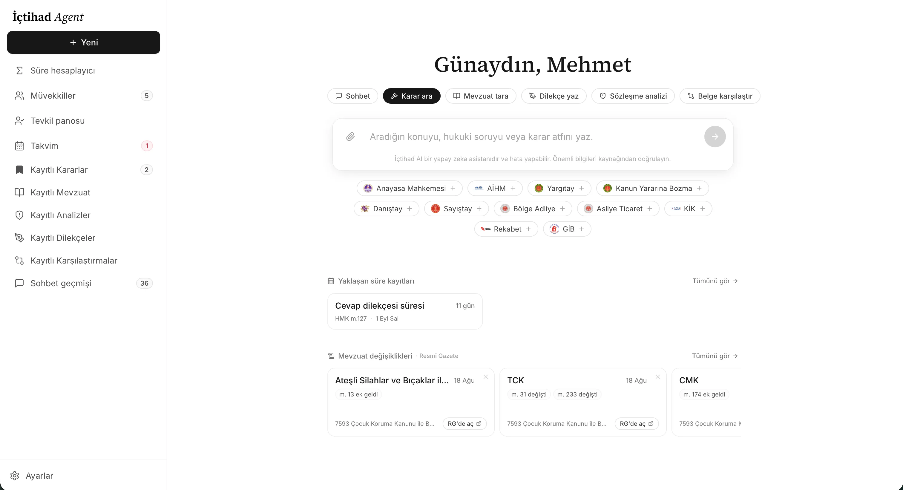 İçtihad AI Agent arayüzü: sohbet, karar arama, mevzuat tarama, dilekçe yazma, sözleşme analizi ve belge karşılaştırma modları